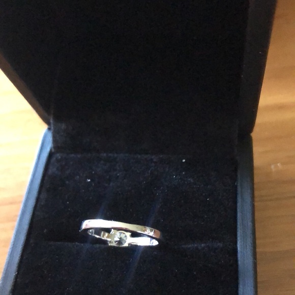 Moissanite Sterling Silver Ring 💍 - Picture 3 of 6